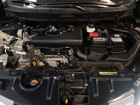 Used 2020 Nissan Rogue SV image 36