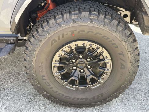 New 2026 Ford Bronco Raptor w/ Interior Carbon Fiber Pack AWD/4WD image 9