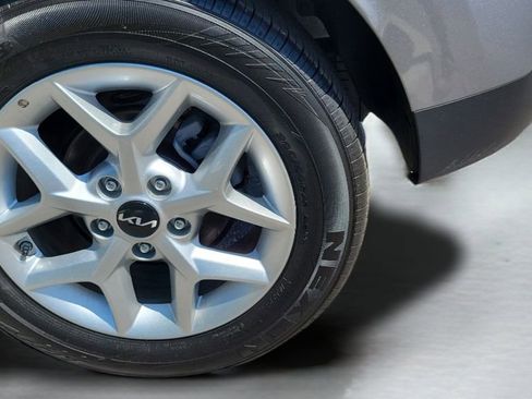 Used 2025 Kia Soul LX image 37