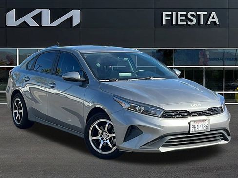 Used 2023 Kia Forte LXS w/ LXS Technology Package image 1
