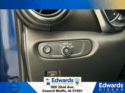 Used 2022 Chevrolet Blazer LT AWD/4WD image 24