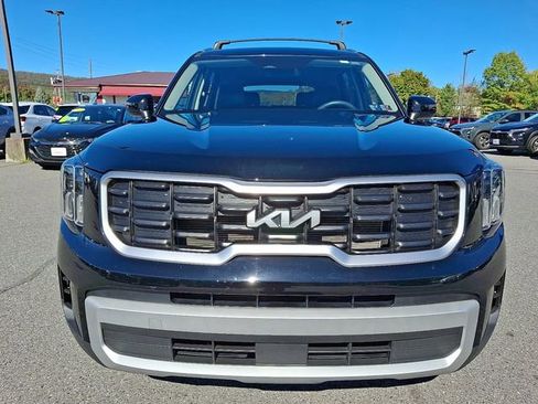 Used 2024 Kia Telluride S w/ S Sunroof Package image 3