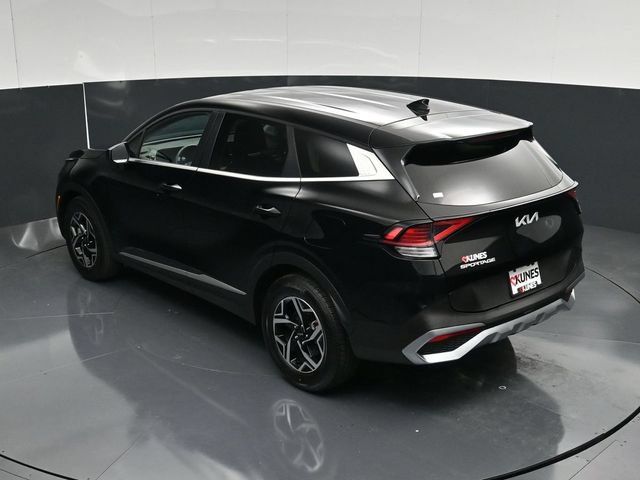 Used 2025 Kia Sportage LX FWD image 50