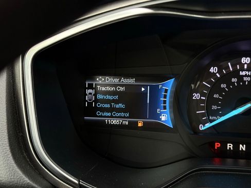 Used 2019 Ford Fusion SE FWD image 27