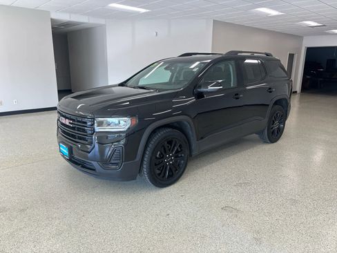 Used 2023 GMC Acadia SLE w/ Driver Convenience Package image 10