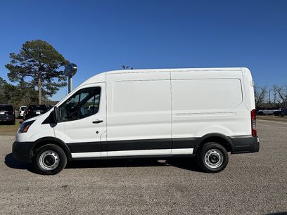 New 2025 Ford Transit 250 148 Medium Roof