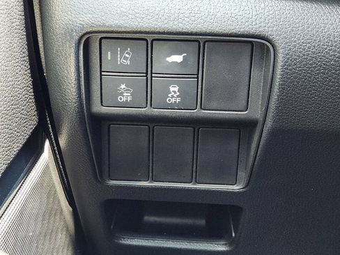 Used 2019 Honda CR-V Touring image 12