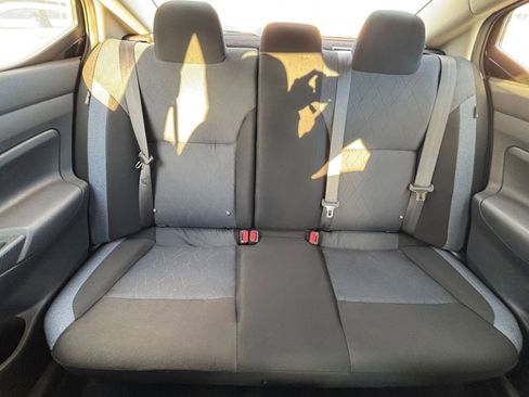 Used 2025 Nissan Versa SV image 37