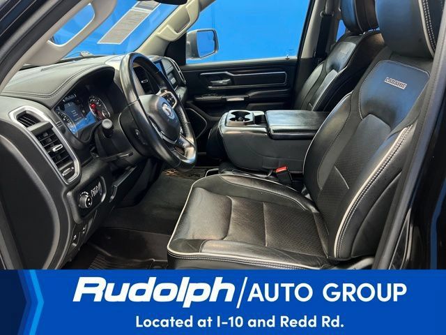 Used 2022 RAM 1500 Laramie AWD/4WD image 9