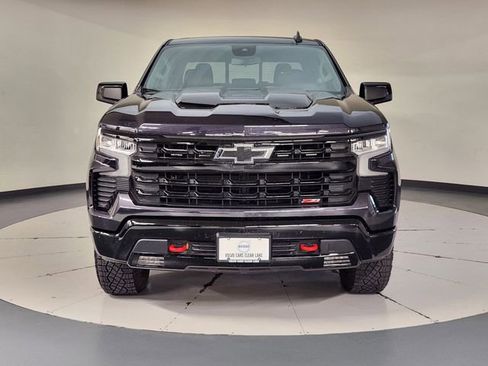 Used 2024 Chevrolet Silverado 1500 LT Trail Boss w/ Convenience Package II AWD/4WD image 9
