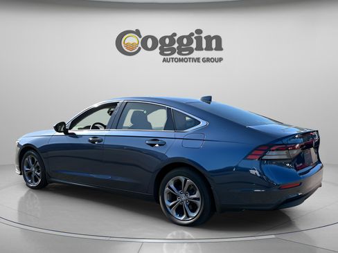 Certified 2023 Honda Accord EX image 3