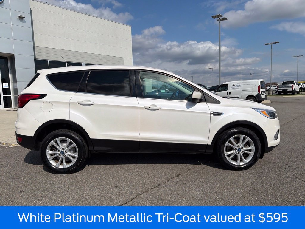 Used 2019 Ford Escape SE AWD/4WD image 2