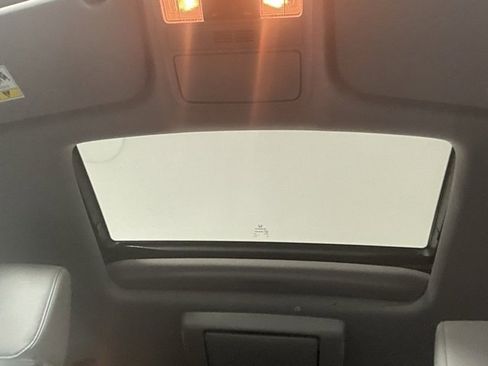 Used 2018 Honda Odyssey EX-L image 32