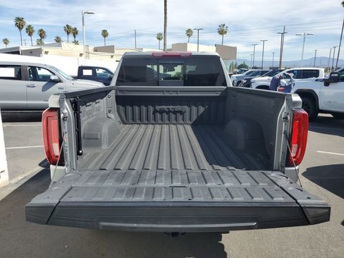 Used 2023 GMC Sierra 1500 AT4 w/ AT4 Preferred Package image 8