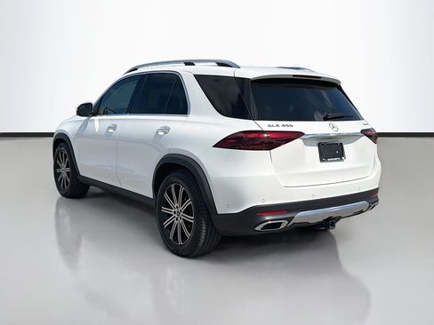 Used 2024 Mercedes-Benz GLE 450 4MATIC image 3