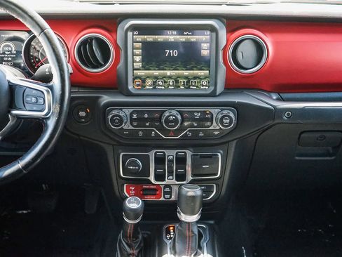 Used 2020 Jeep Gladiator Rubicon image 12