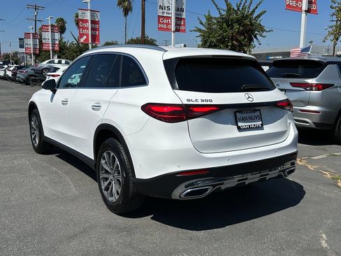 Used 2024 Mercedes-Benz GLC 300 image 4