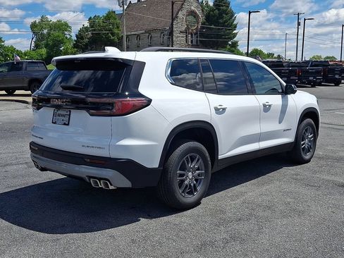 New 2026 GMC Acadia Elevation w/ LPO, All-Weather Package AWD/4WD image 5