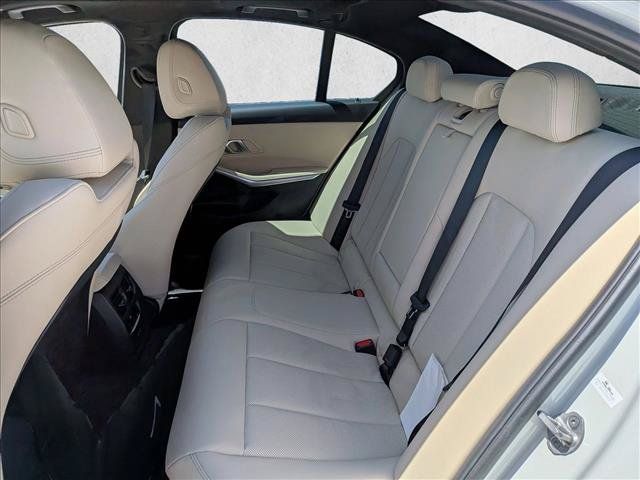Used 2026 BMW 330i Sedan RWD image 15