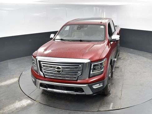 Used 2021 Nissan Titan Platinum Reserve w/ Moonroof Package image 42