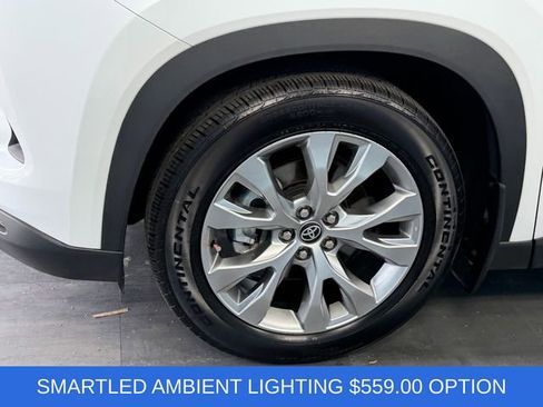 Used 2026 Toyota Grand Highlander AWD image 4