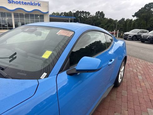 Used 2026 Ford Mustang Premium RWD image 5