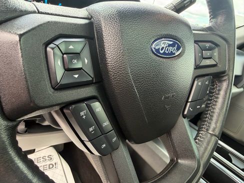 Used 2017 Ford F150 XLT w/ Equipment Group 302A Luxury AWD/4WD image 16