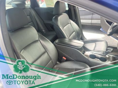 Used 2023 Chevrolet Malibu LT FWD image 15