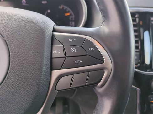 Certified 2019 Jeep Grand Cherokee Limited image 25