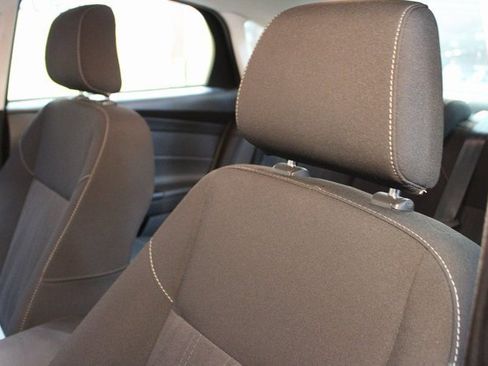 Used 2018 Ford Focus SE image 13