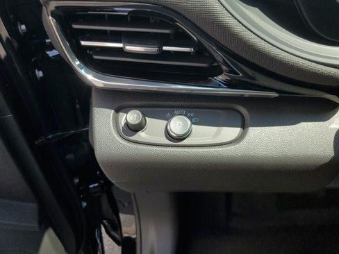New 2026 Buick Envista Sport Touring w/ Convenience I Package FWD image 34