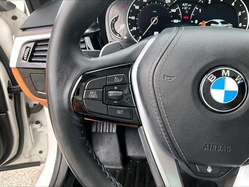 Used 2019 BMW 530i w/ Luxury Package RWD image 22
