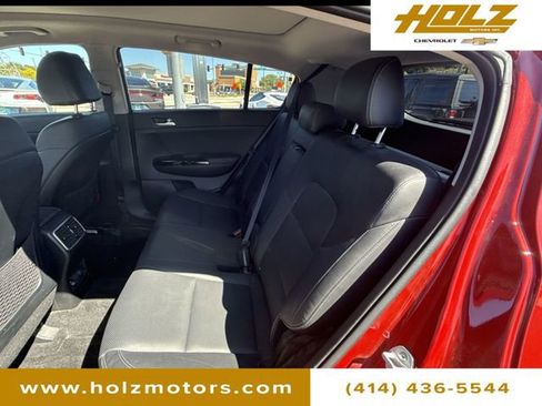 Used 2020 Kia Sportage EX w/ Option Group 15 image 26