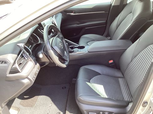 Used 2024 Toyota Camry SE FWD image 14
