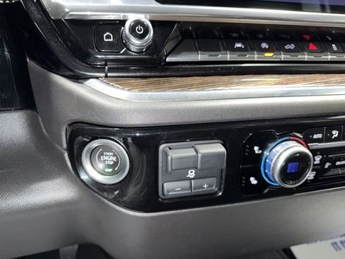 Used 2022 GMC Sierra 1500 Elevation image 23