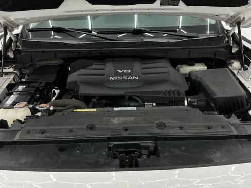 Used 2019 Nissan Titan SV AWD/4WD image 40