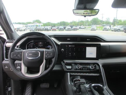 New 2026 GMC Sierra 1500 Denali AWD/4WD image 16