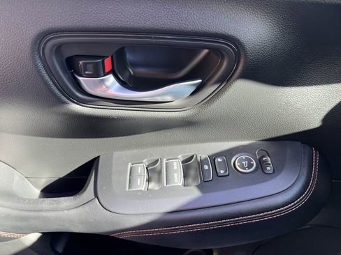 Used 2025 Honda HR-V Sport image 13