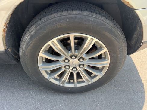 Used 2011 Cadillac SRX 2WD image 9
