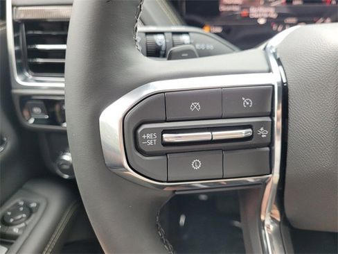 New 2026 GMC Yukon Elevation image 30