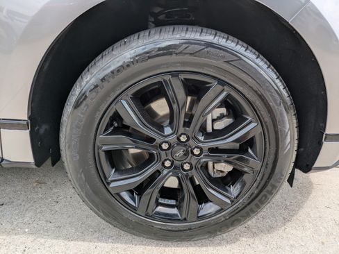 Used 2024 Ford Edge SE w/ Black Appearance Package AWD/4WD image 11