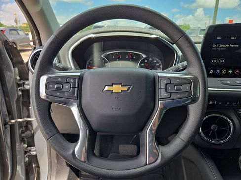 Used 2025 Chevrolet Blazer LT AWD/4WD image 22