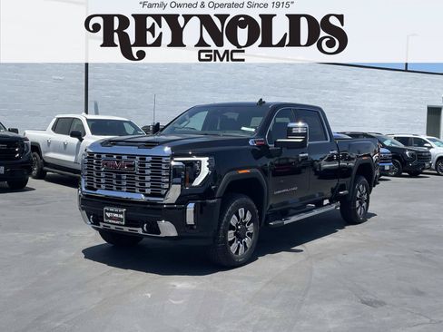 New 2026 GMC Sierra 2500 Denali w/ Max Trailering Package AWD/4WD image 1