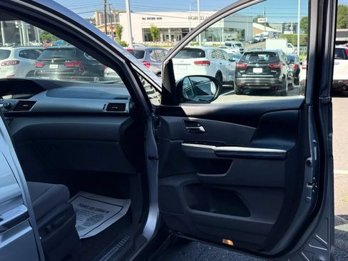 Used 2015 Honda Odyssey EX image 36