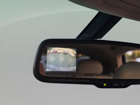 Used 2011 Lexus RX 350 2WD w/ Premium Pkg image 18