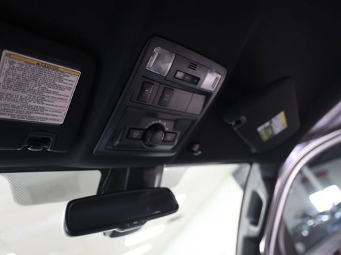 Used 2019 Toyota Tacoma TRD Off-Road w/ Technology Package image 30