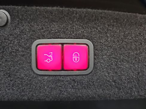 Used 2015 Mercedes-Benz S 550 Sedan image 13