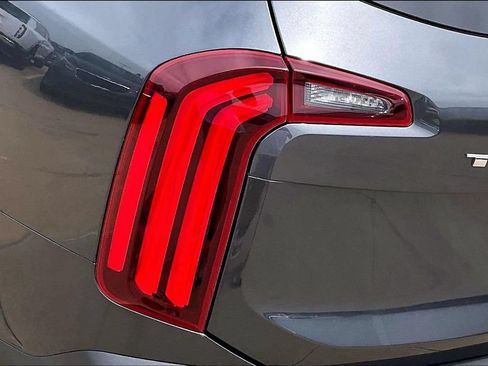 Used 2020 Kia Telluride EX w/ Towing Package FWD image 30