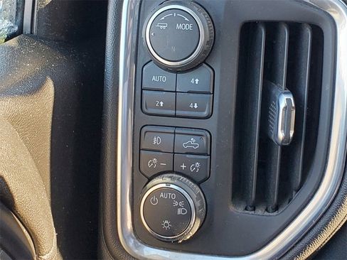 Used 2022 Chevrolet Silverado 1500 RST w/ Convenience Package II image 16