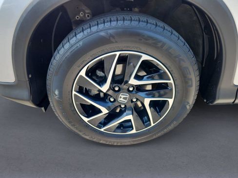 Used 2016 Honda CR-V SE image 9